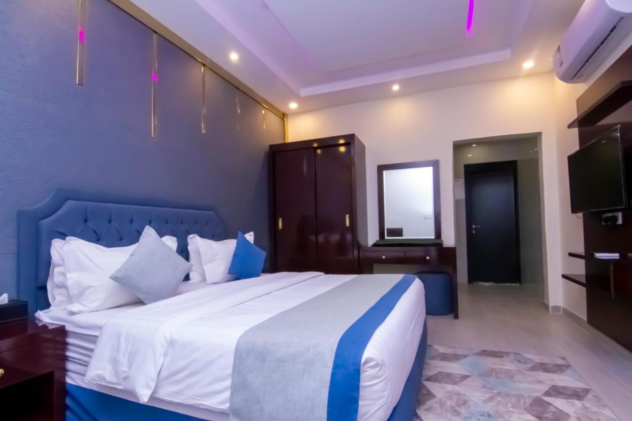Aparthotel ال متعب سويتس الفلاح 1 à Riyad Extérieur photo