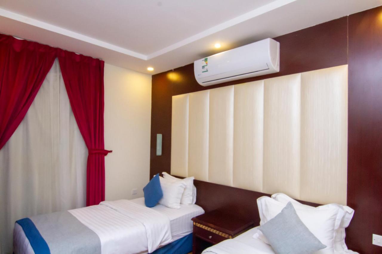 Aparthotel ال متعب سويتس الفلاح 1 à Riyad Extérieur photo