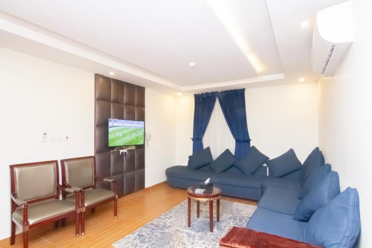 Aparthotel ال متعب سويتس الفلاح 1 à Riyad Extérieur photo