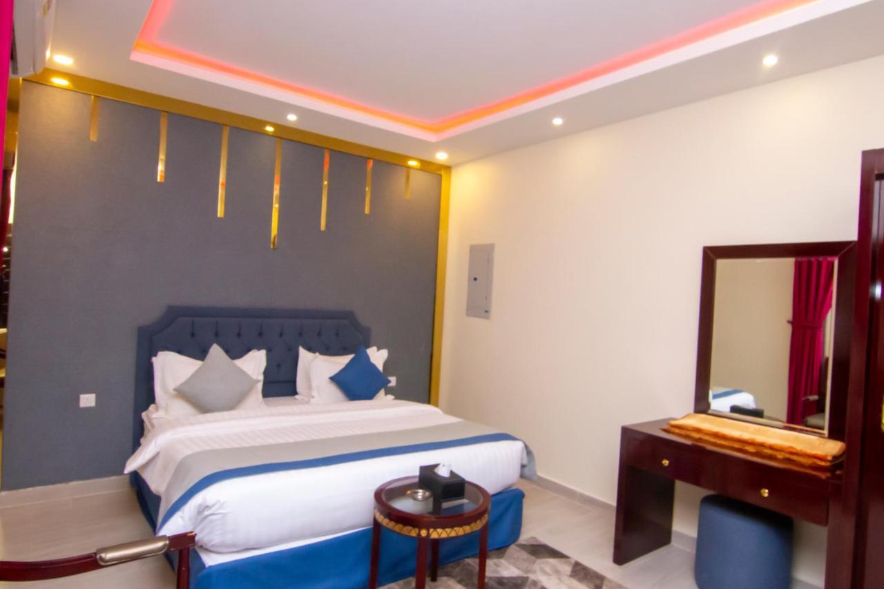 Aparthotel ال متعب سويتس الفلاح 1 à Riyad Extérieur photo
